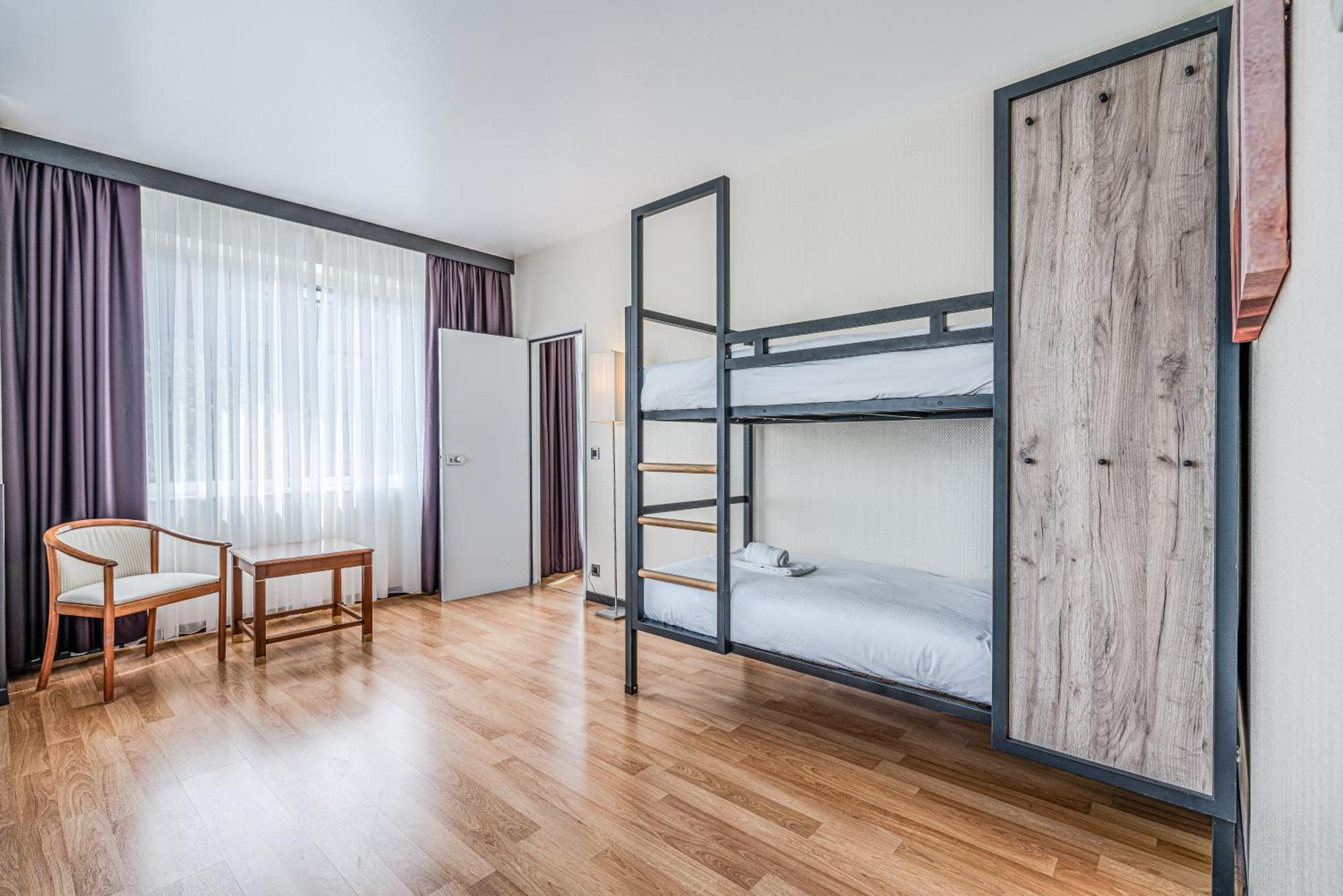 Hotel A&o Centrum 4*